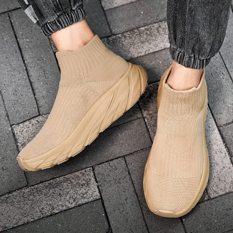 ChunkyStride™ Men's Slip-On Shoes – Breathable Knit Warmth with Plush Comfort!