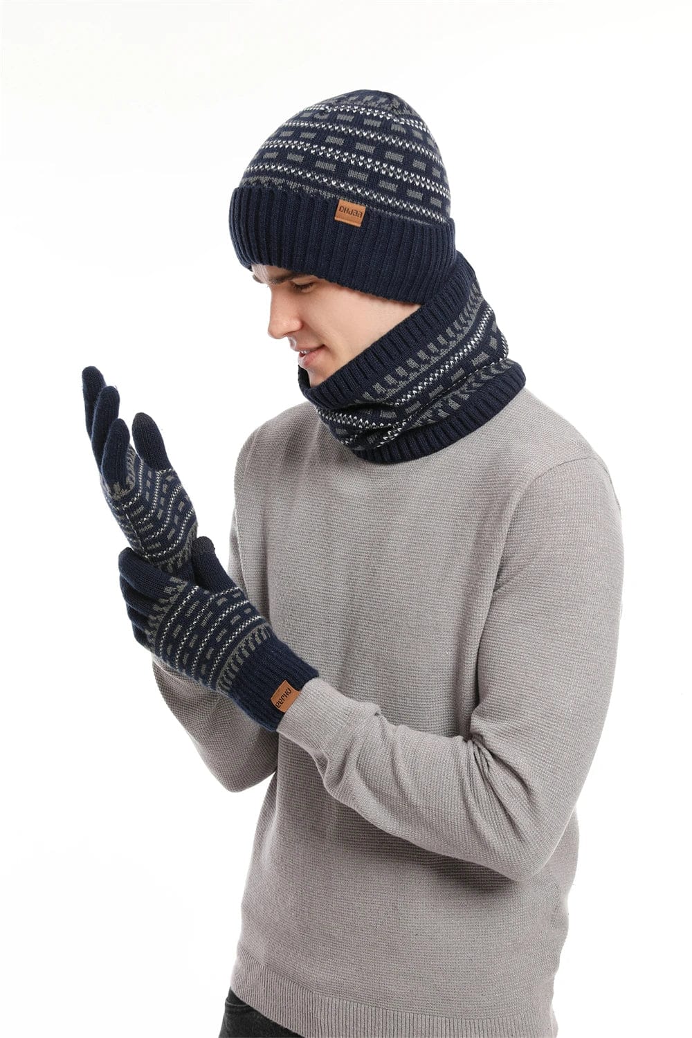 HeatLock™ Trio – Woolen Hat, Gloves & Scarf for Maximum Cold Protection!