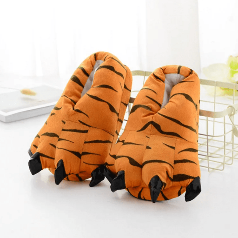 PawPal™ - Cozy Animal Claw Slippers